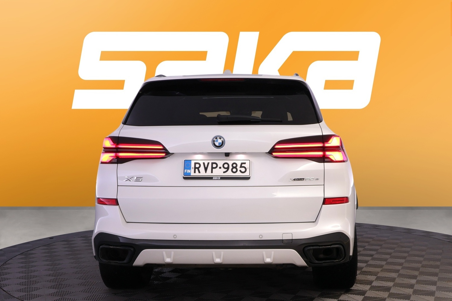 BMW X5 vaihtoauto