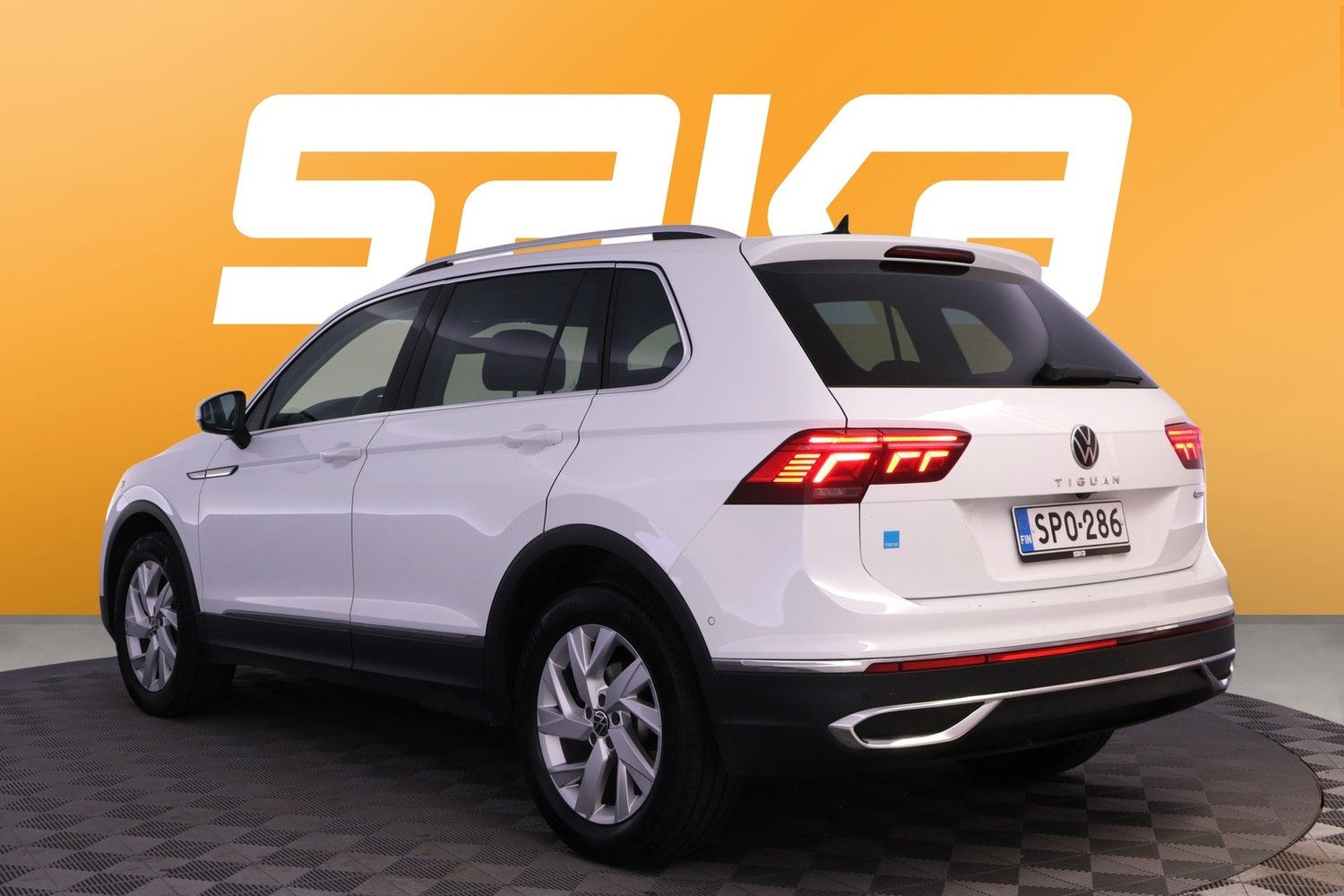 Volkswagen Tiguan vaihtoauto