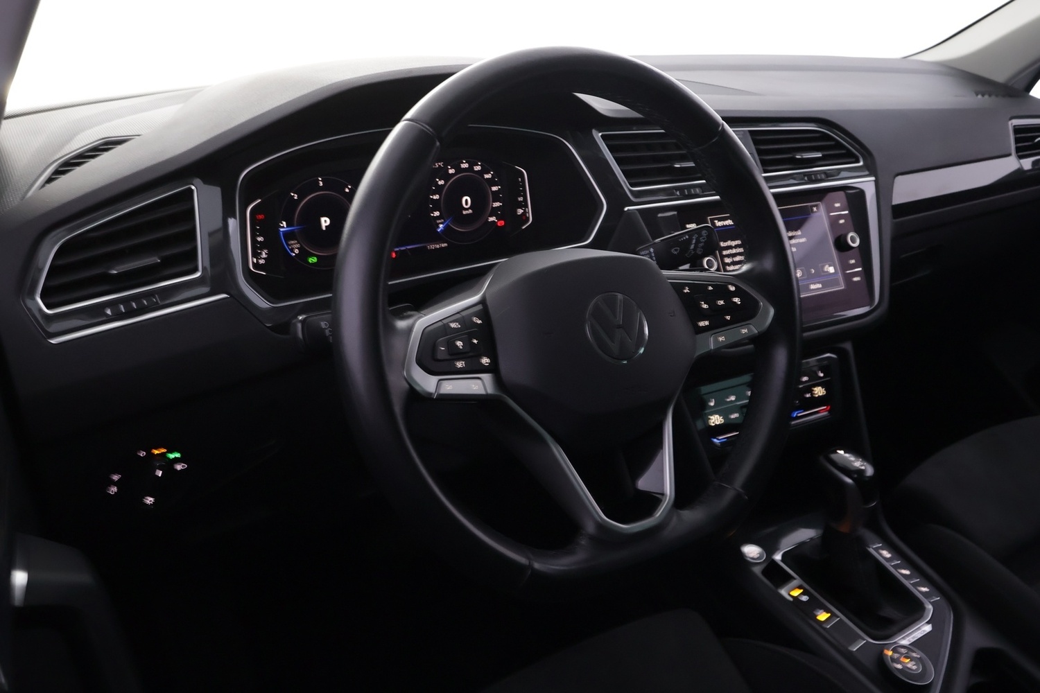 Volkswagen Tiguan vaihtoauto