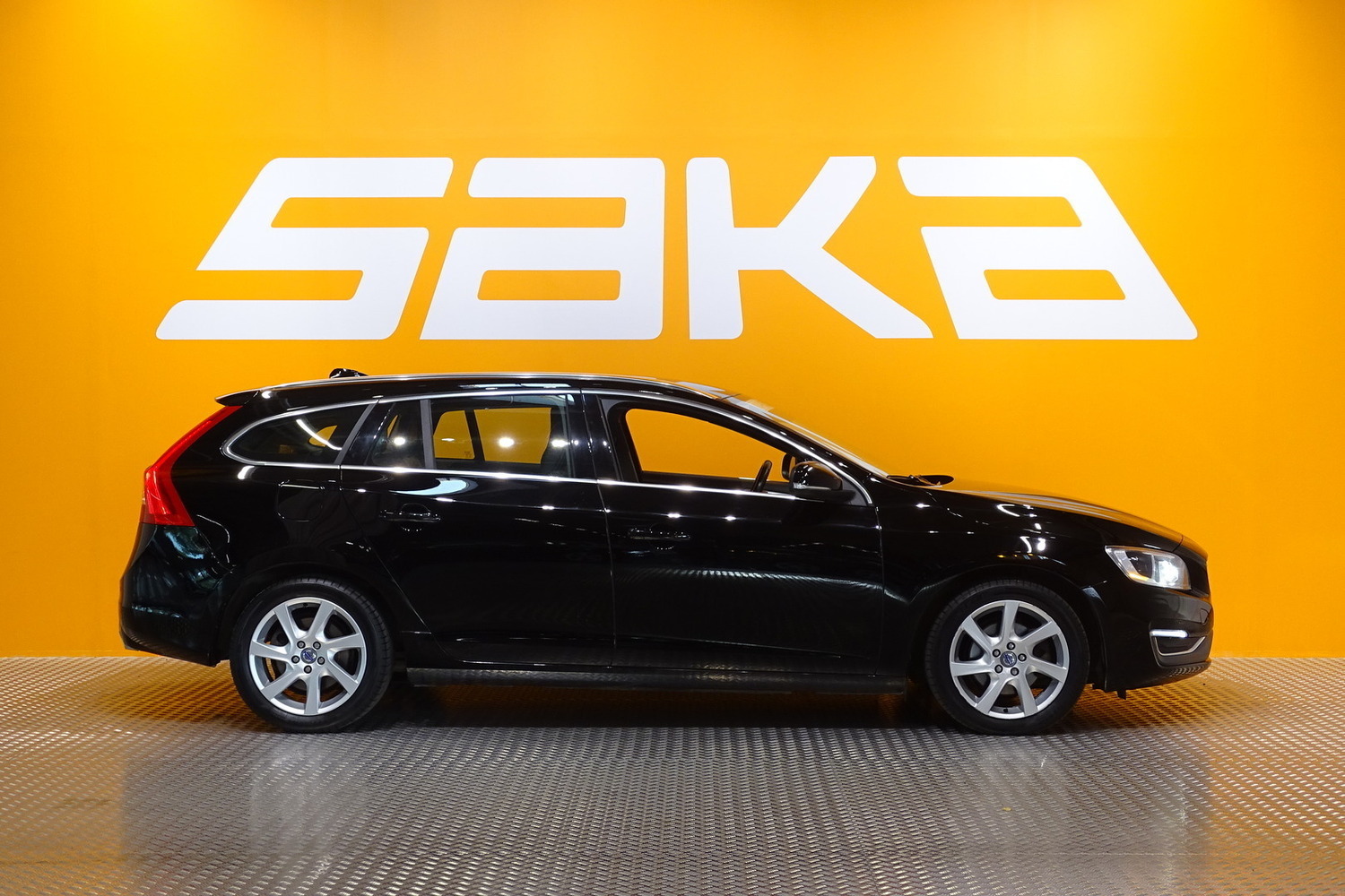 Volvo V60 vaihtoauto