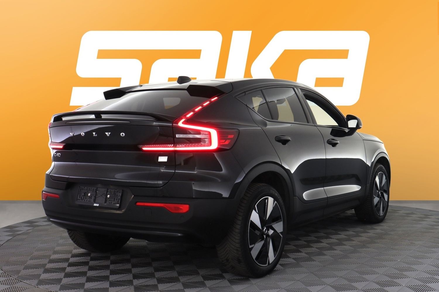 Volvo C40 vaihtoauto