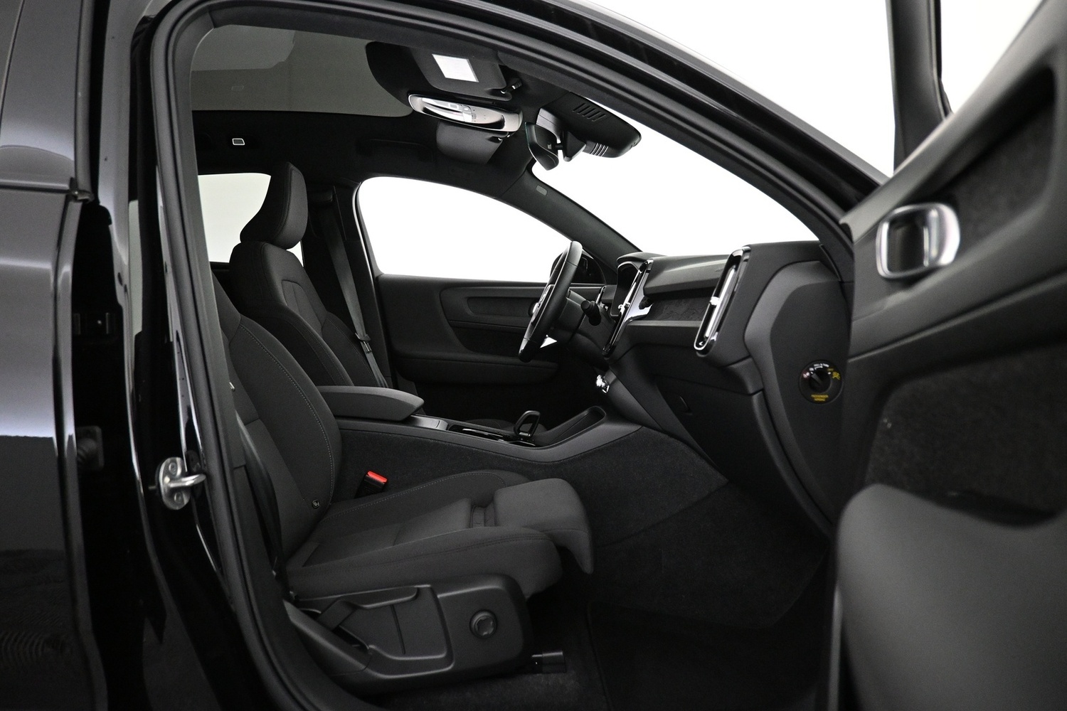 Volvo C40 vaihtoauto