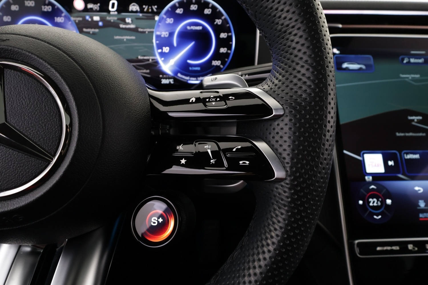 Mercedes-Benz EQE vaihtoauto