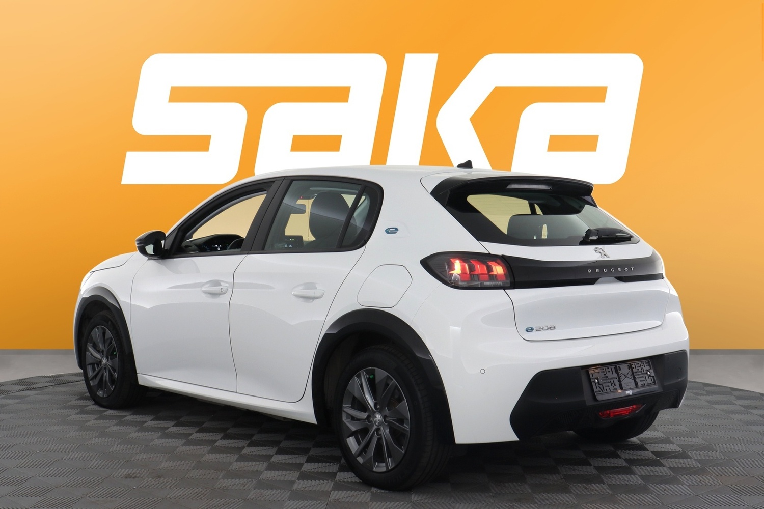 Peugeot e-208 vaihtoauto