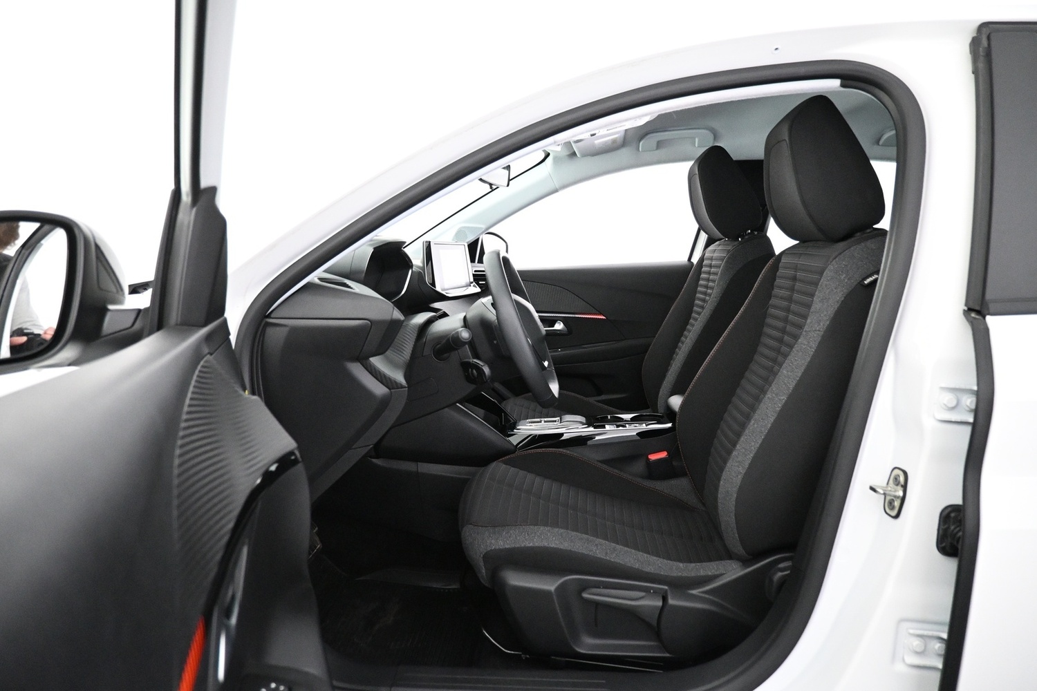 Peugeot e-208 vaihtoauto
