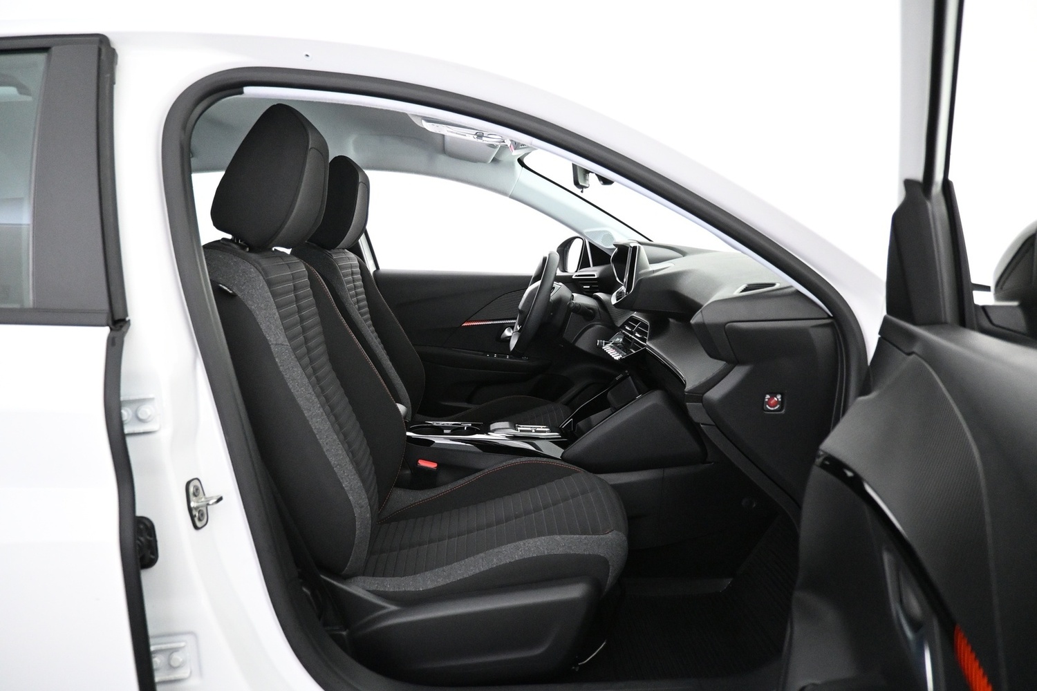 Peugeot e-208 vaihtoauto