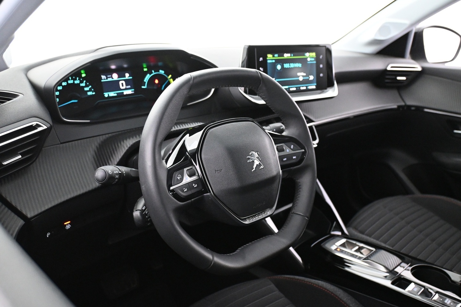 Peugeot e-208 vaihtoauto