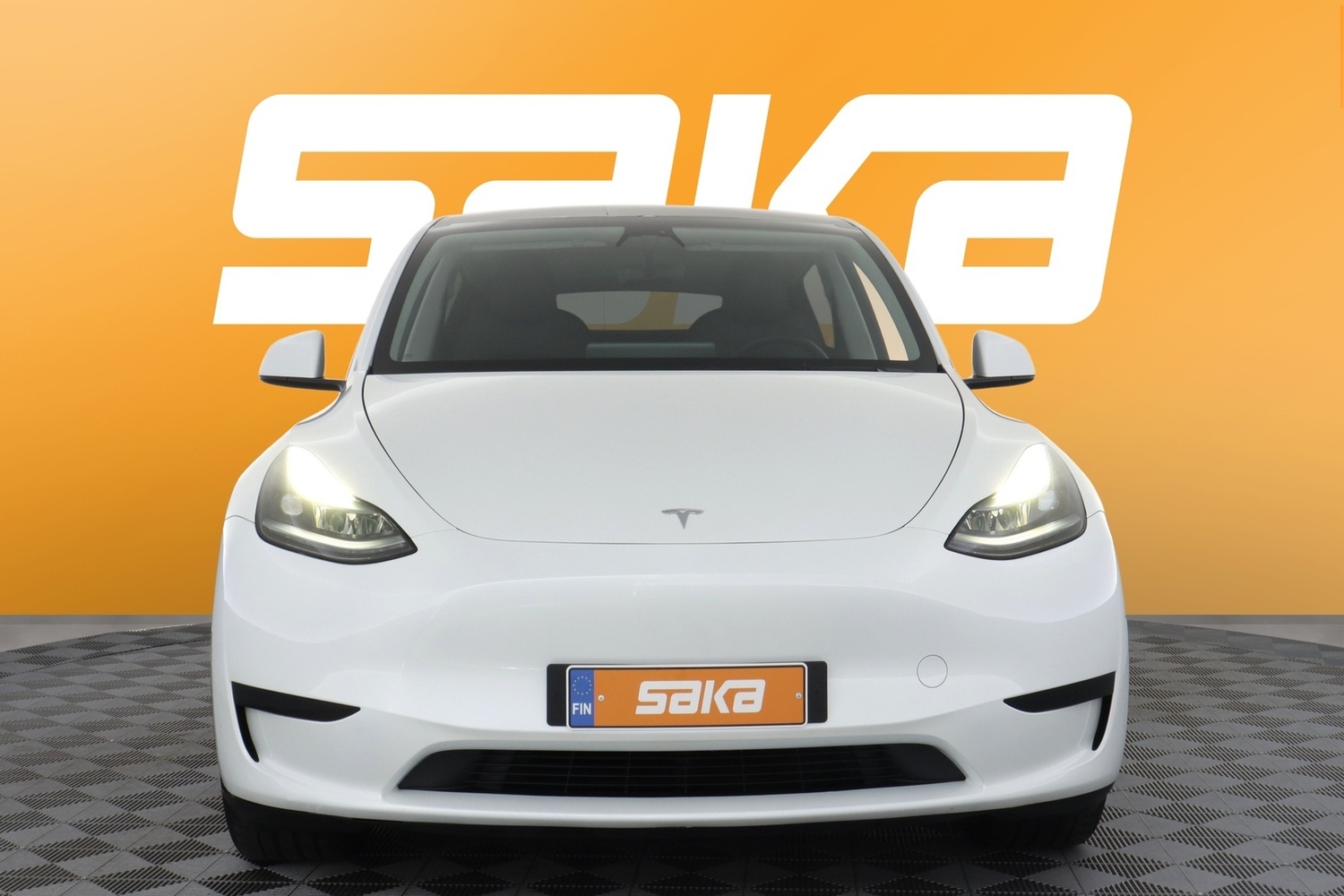 Tesla Model Y vaihtoauto