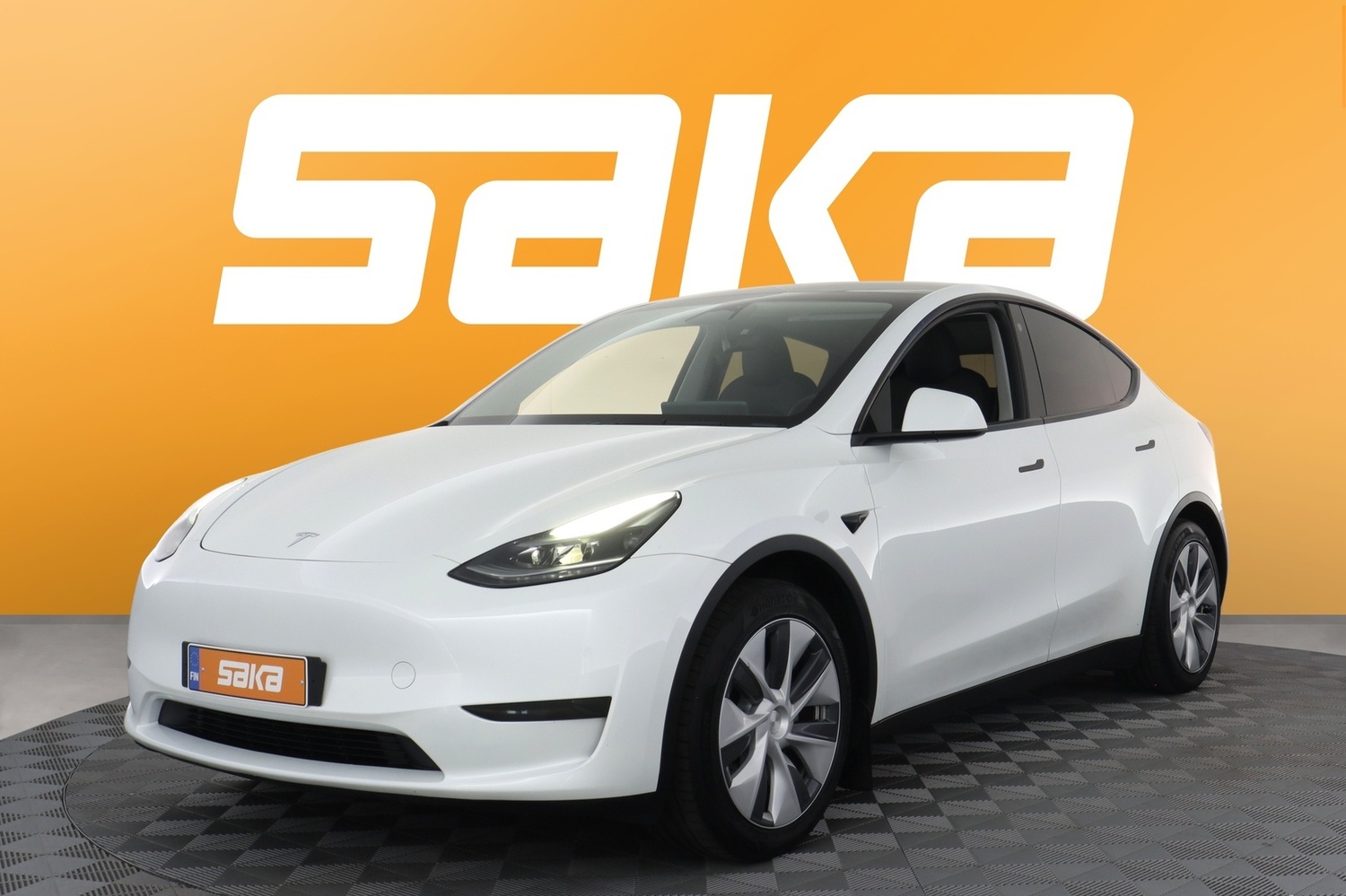 Tesla Model Y vaihtoauto
