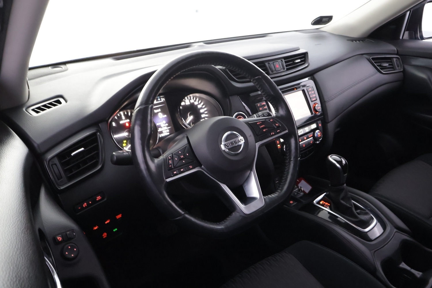 Nissan X-Trail vaihtoauto