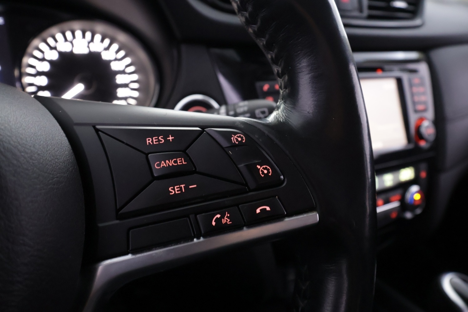 Nissan X-Trail vaihtoauto