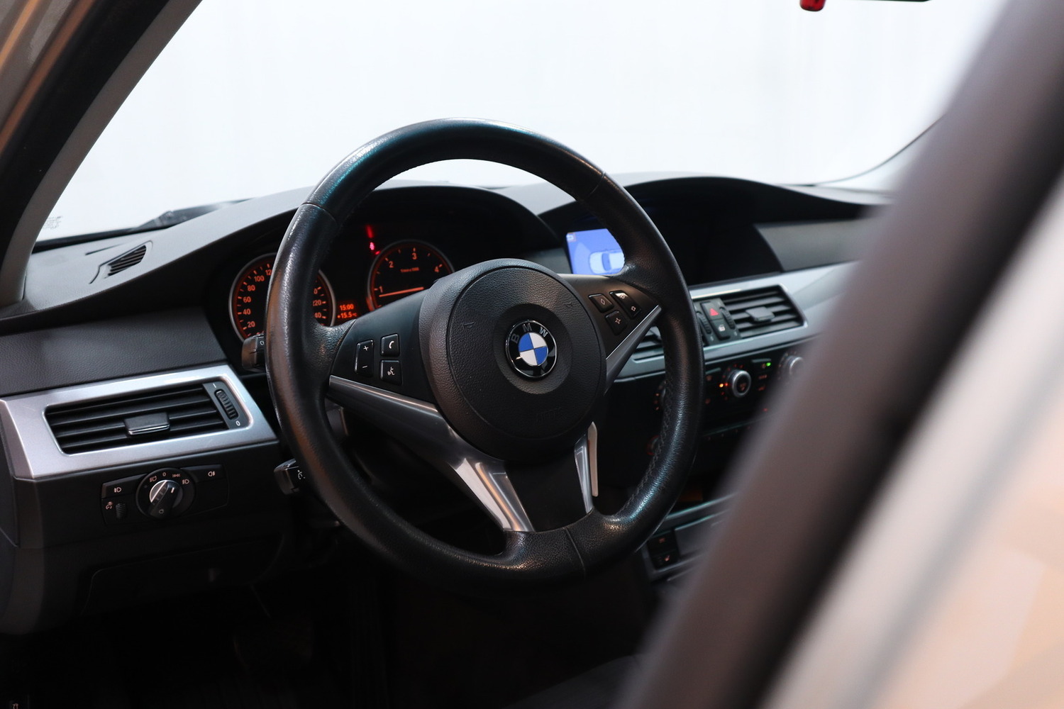 BMW 520 vaihtoauto