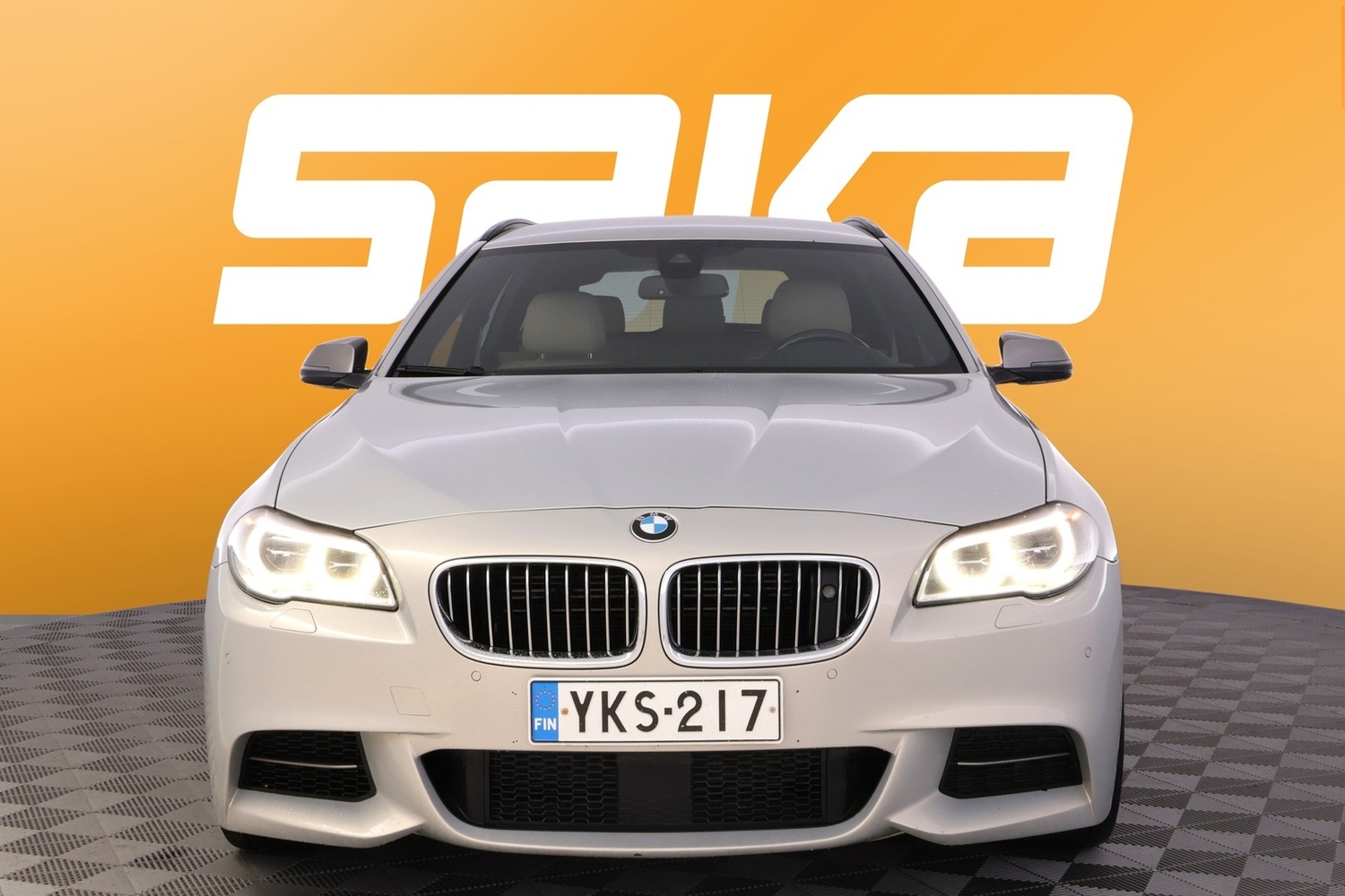 BMW M550d vaihtoauto