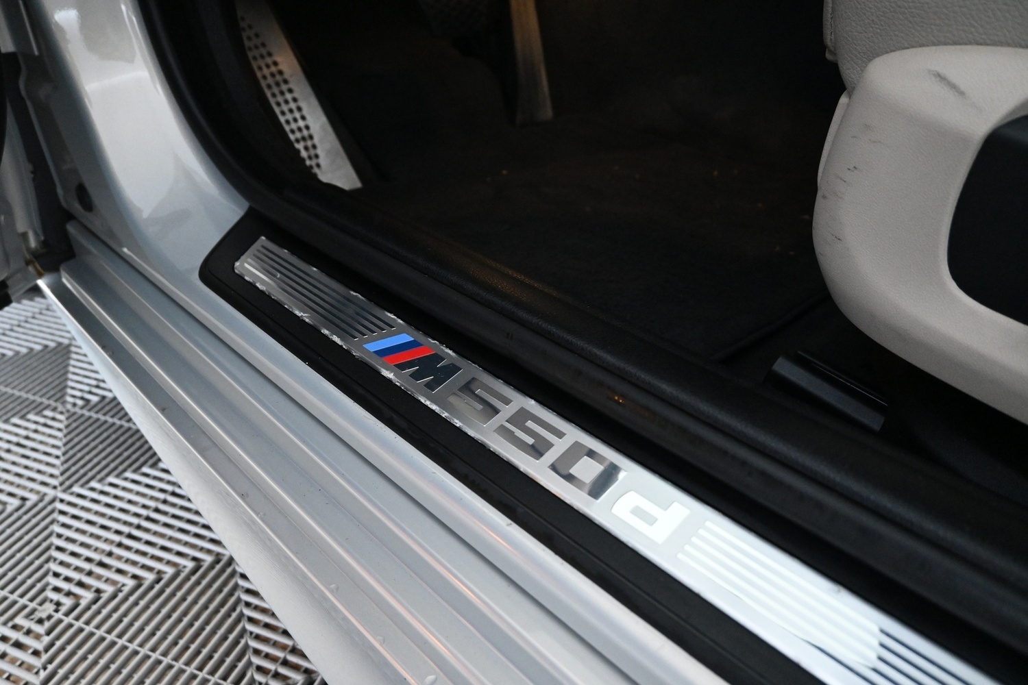 BMW M550d vaihtoauto