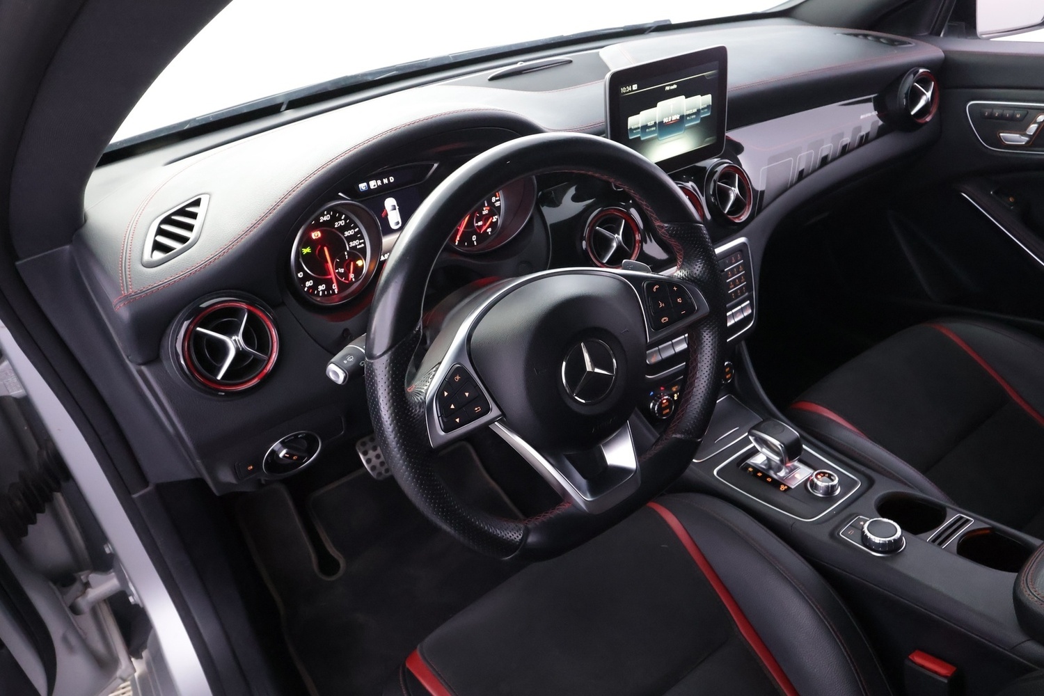 Mercedes-Benz CLA vaihtoauto