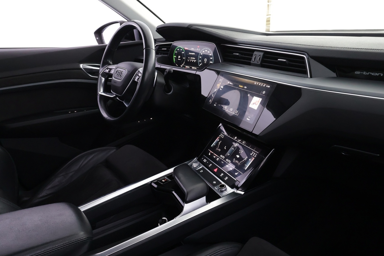 Audi e-tron vaihtoauto