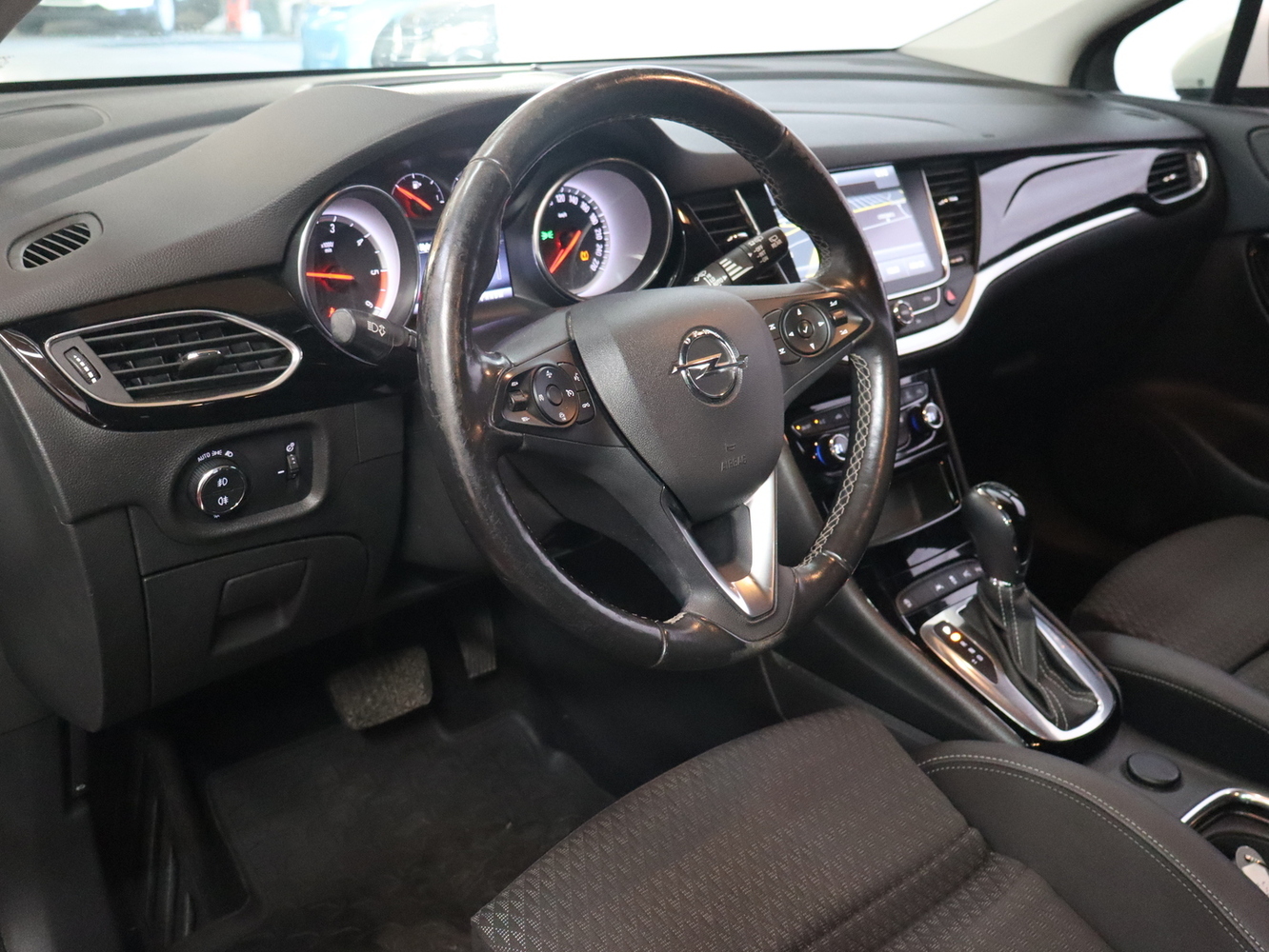 Opel Astra vaihtoauto
