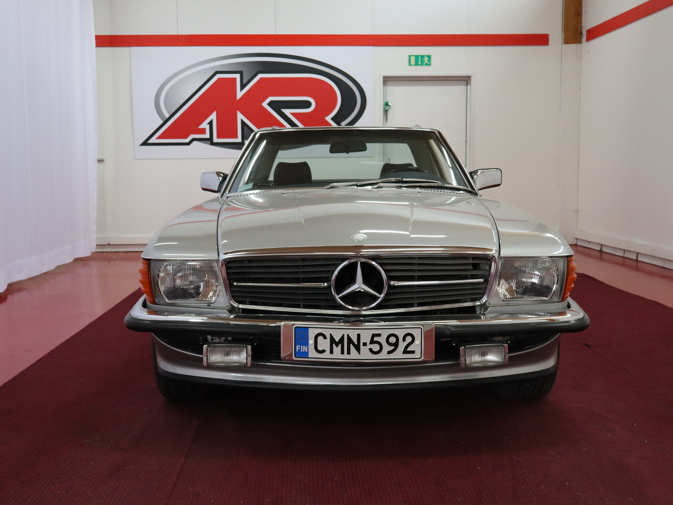 Mercedes-Benz SL vaihtoauto