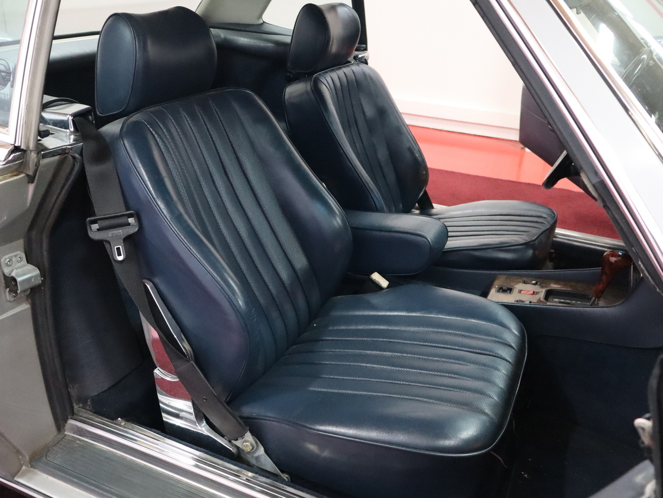 Mercedes-Benz SL vaihtoauto