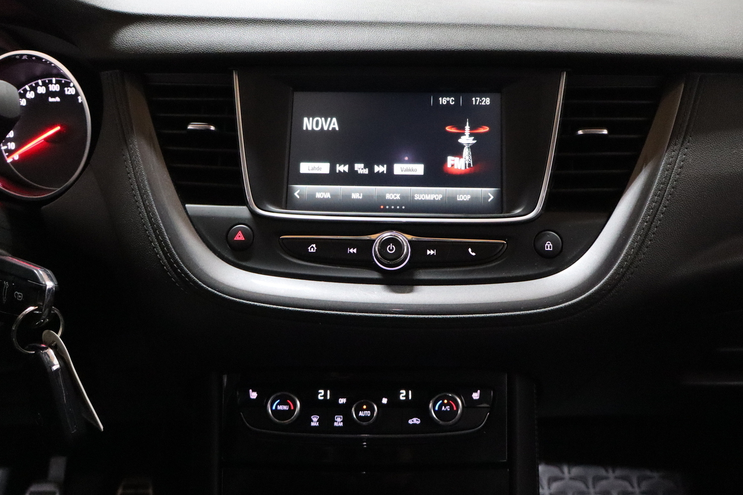 Opel Grandland X vaihtoauto