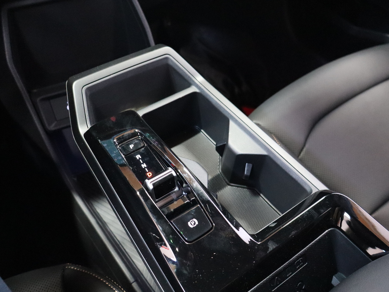 KGM Musso EV vaihtoauto