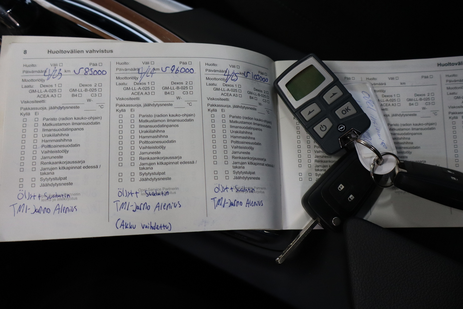 Opel Insignia vaihtoauto