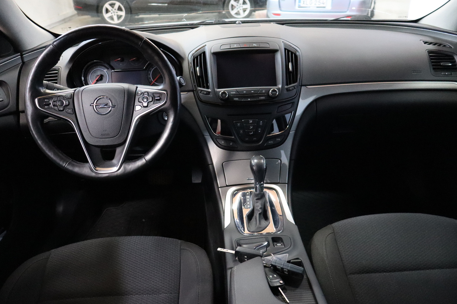 Opel Insignia vaihtoauto
