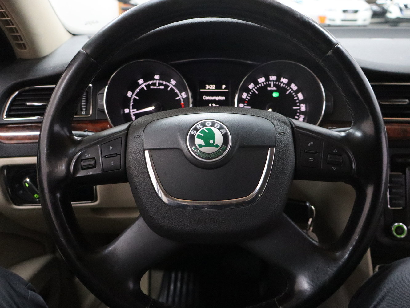 Skoda Superb vaihtoauto