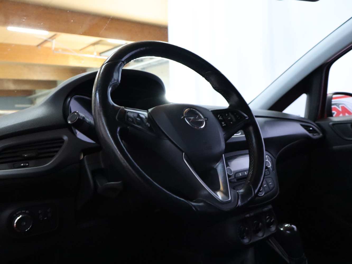 Opel Corsa vaihtoauto