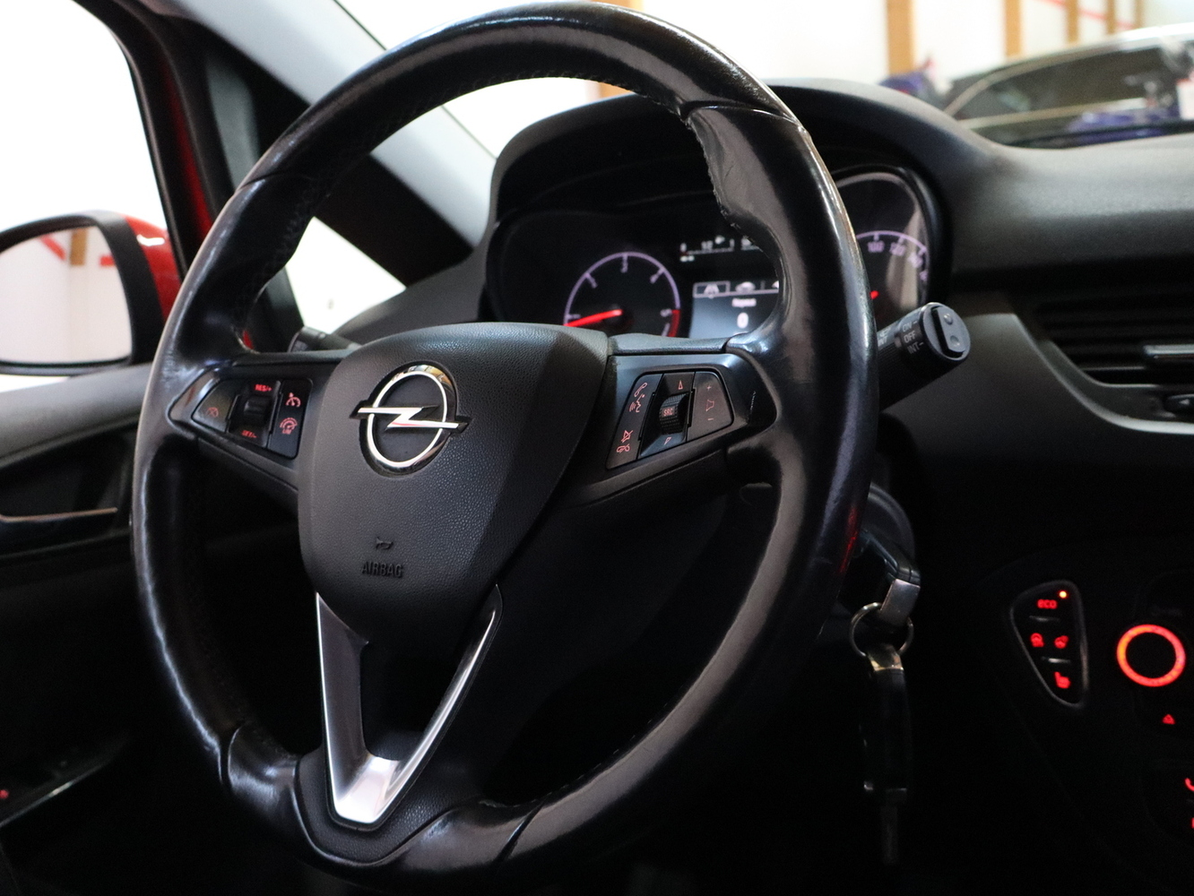 Opel Corsa vaihtoauto