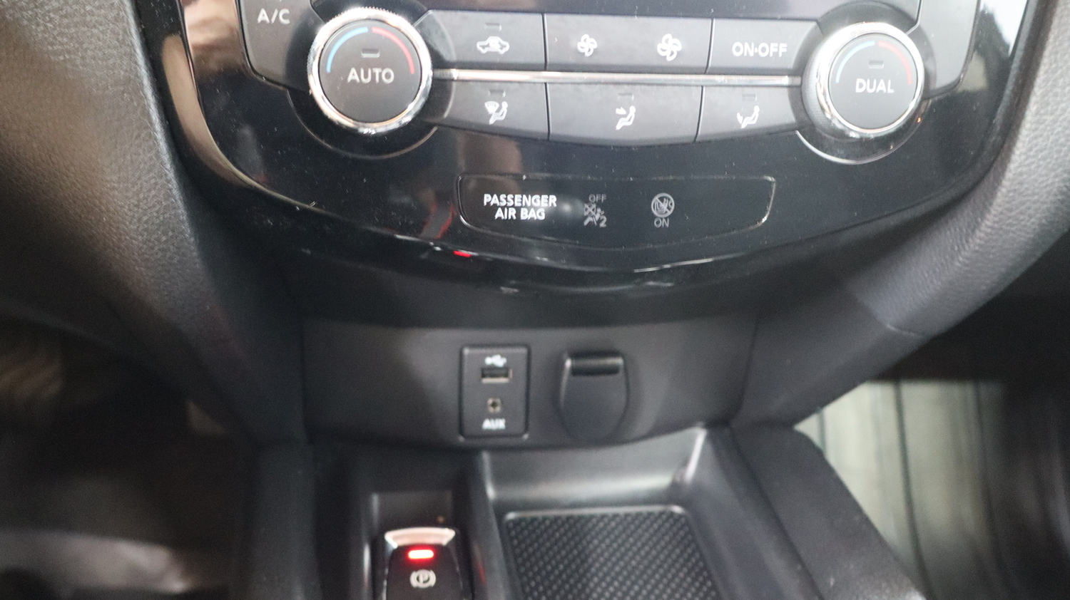 Nissan X-Trail vaihtoauto