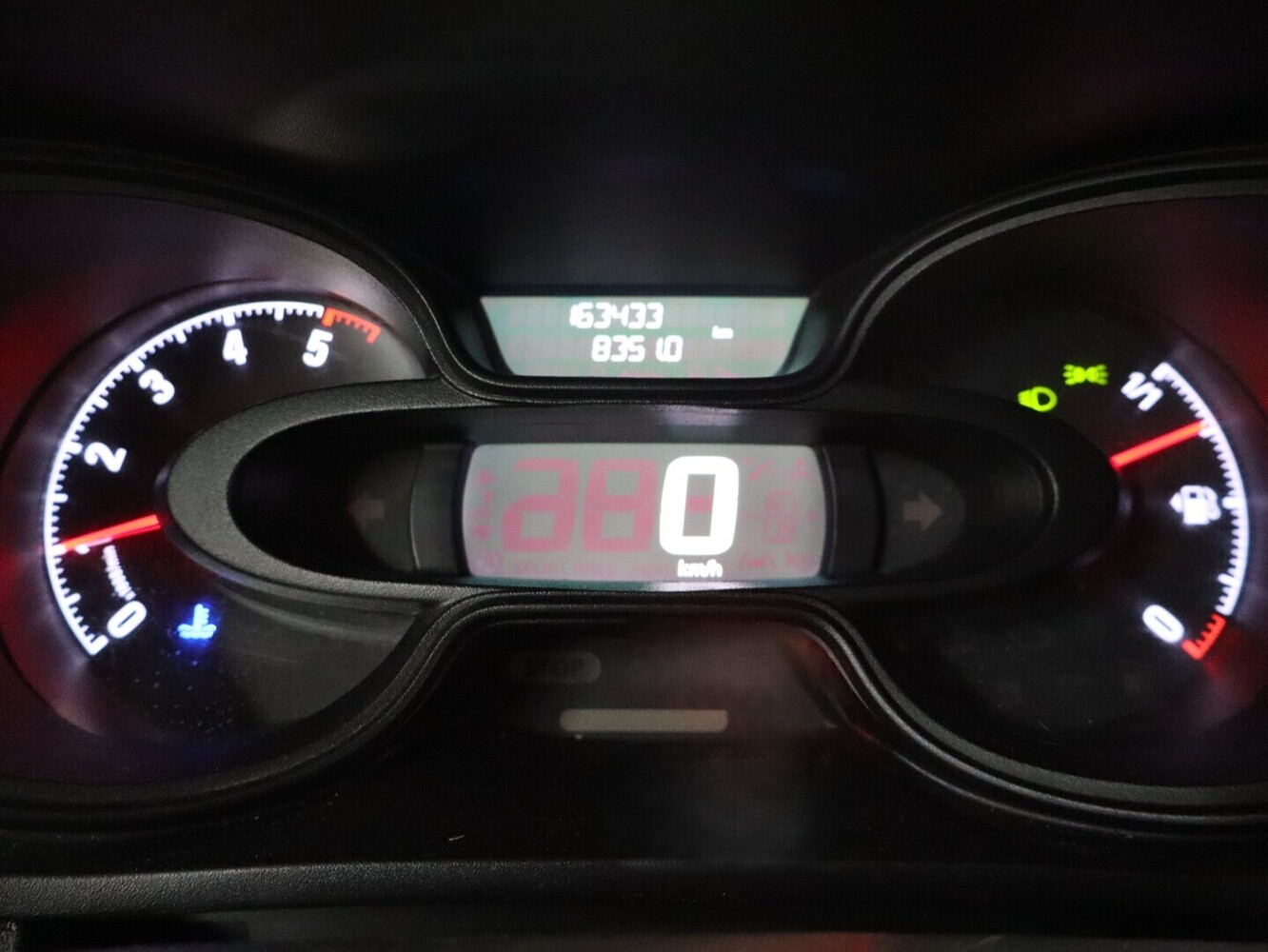Opel Vivaro vaihtoauto