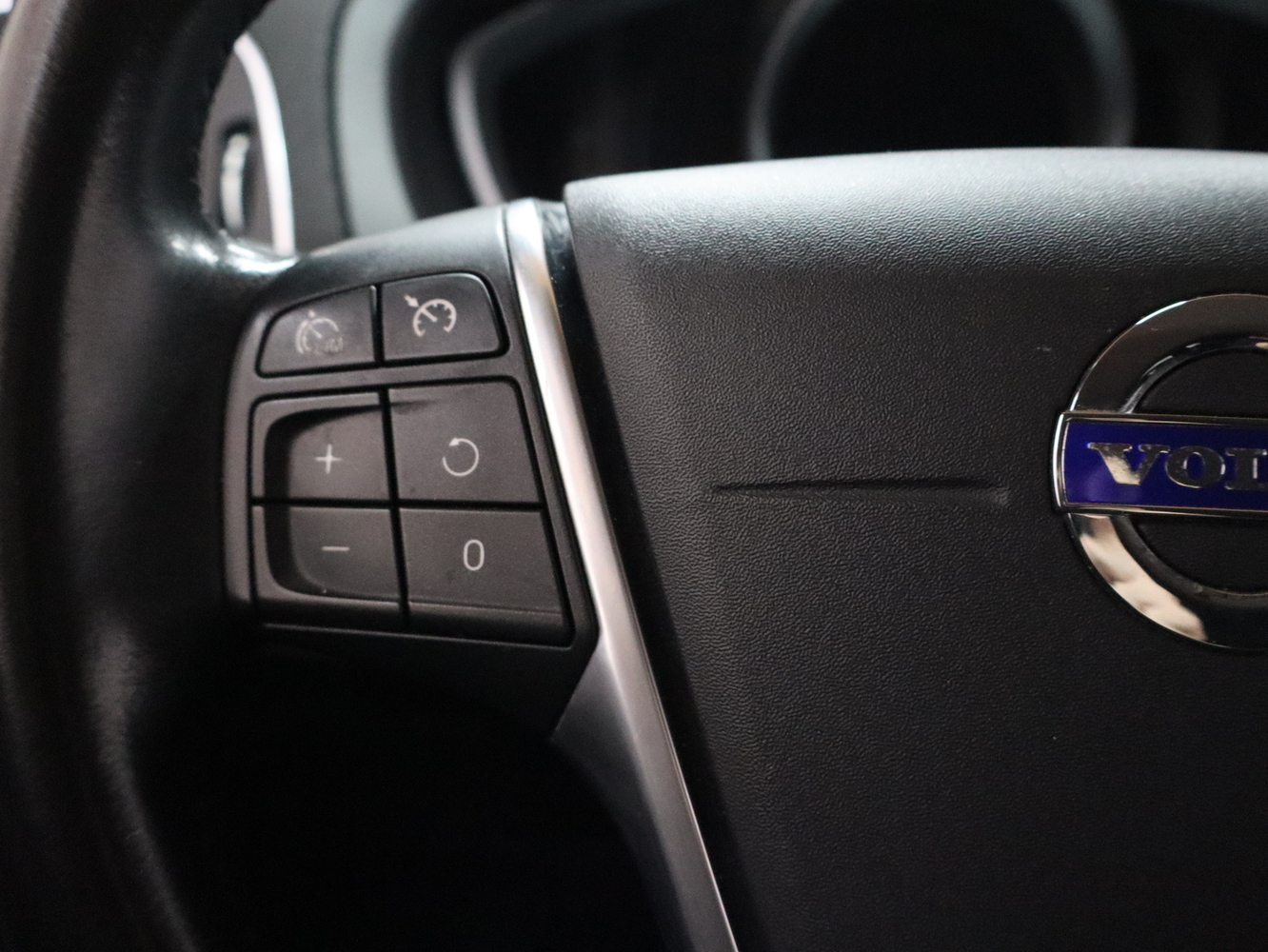 Volvo V40 Cross Country vaihtoauto