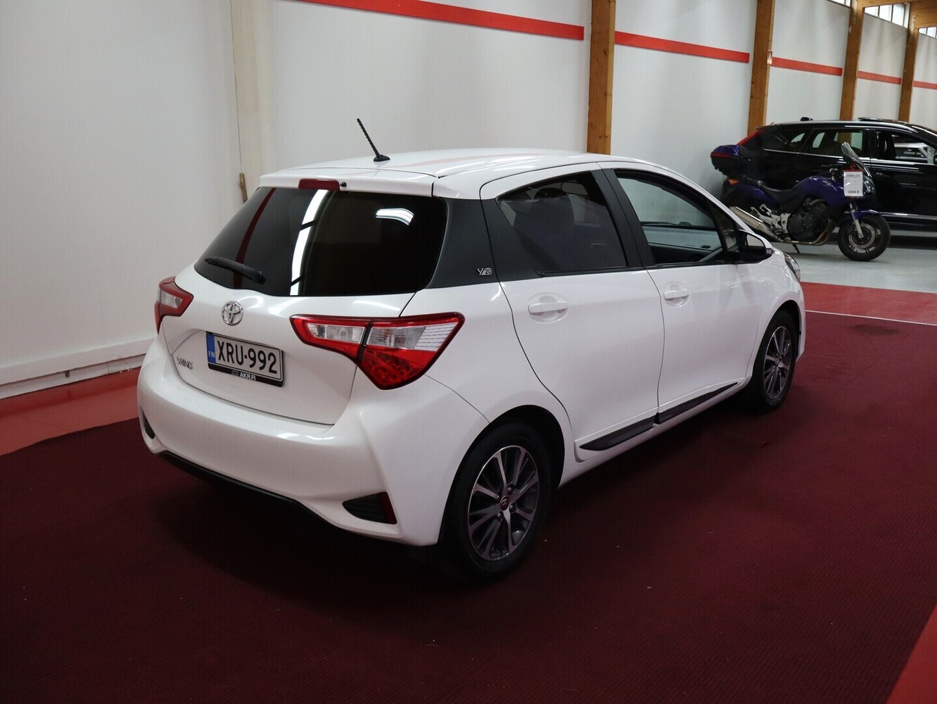 Toyota Yaris vaihtoauto