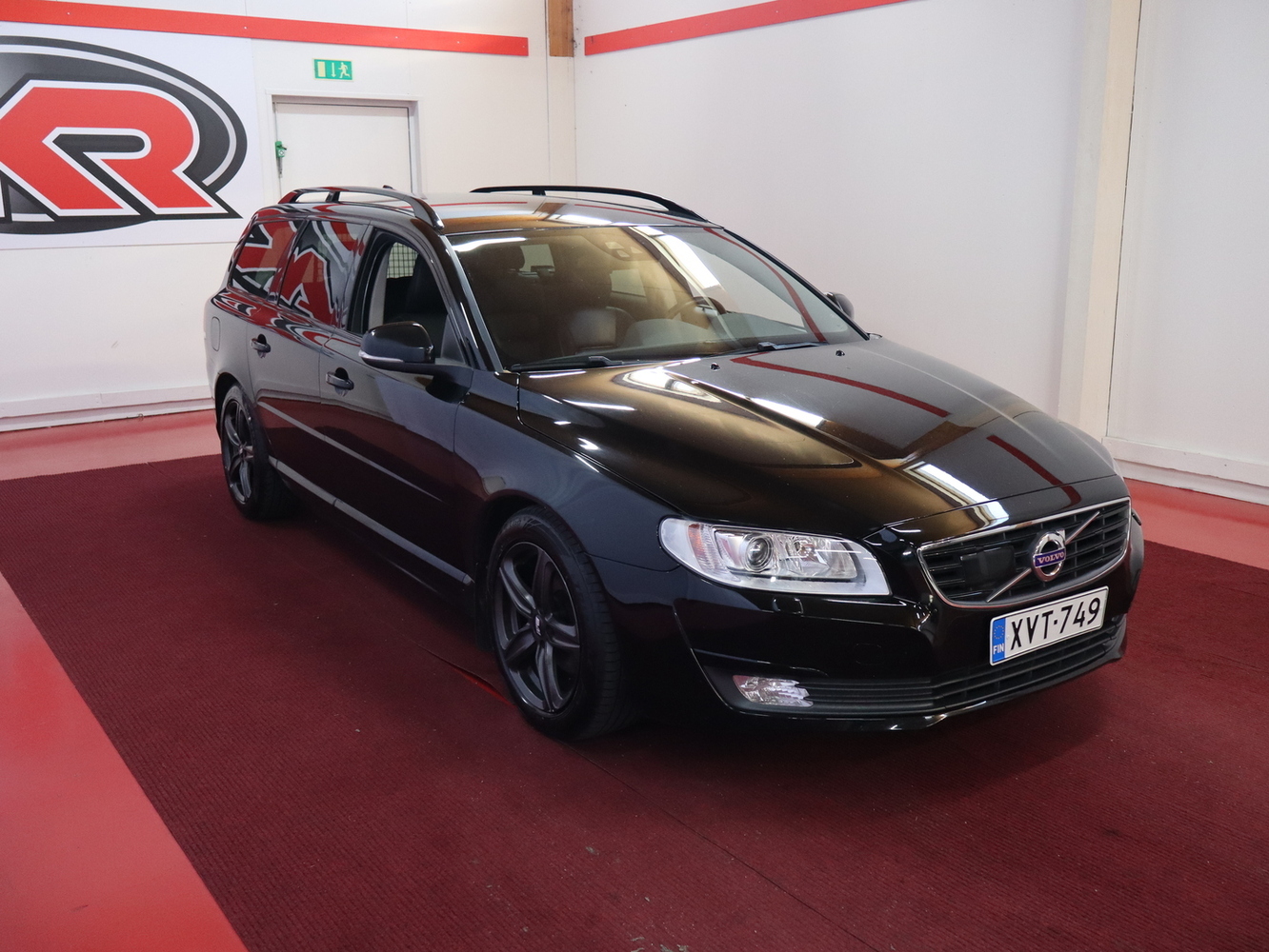 Volvo V70 vaihtoauto