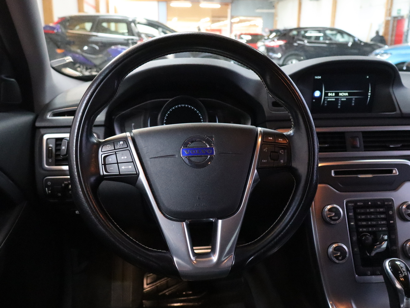 Volvo V70 vaihtoauto