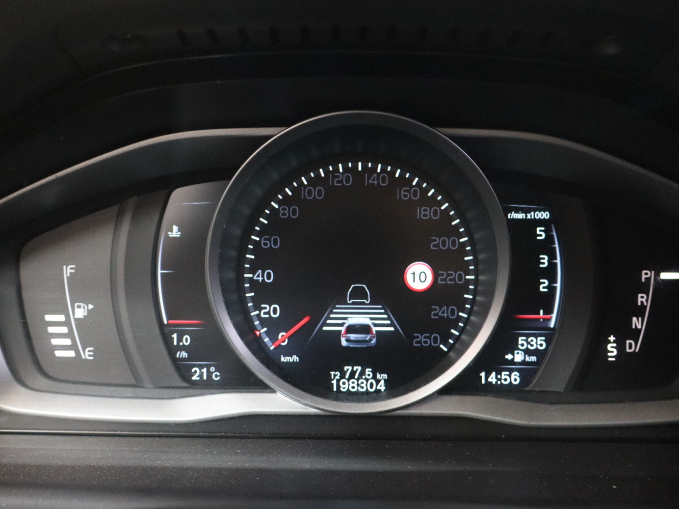 Volvo V70 vaihtoauto
