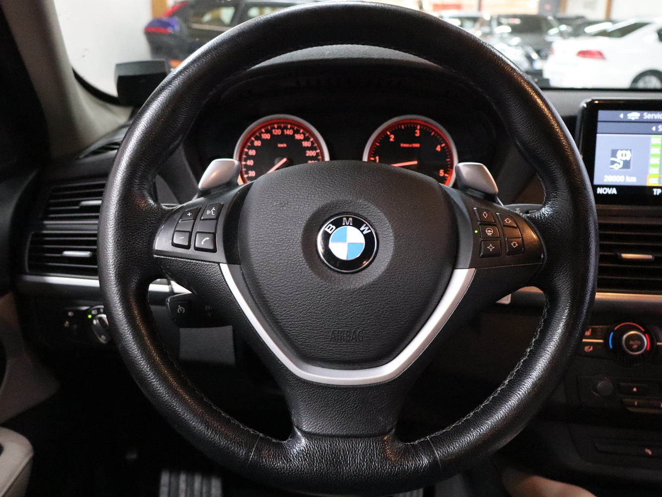 BMW X6 vaihtoauto