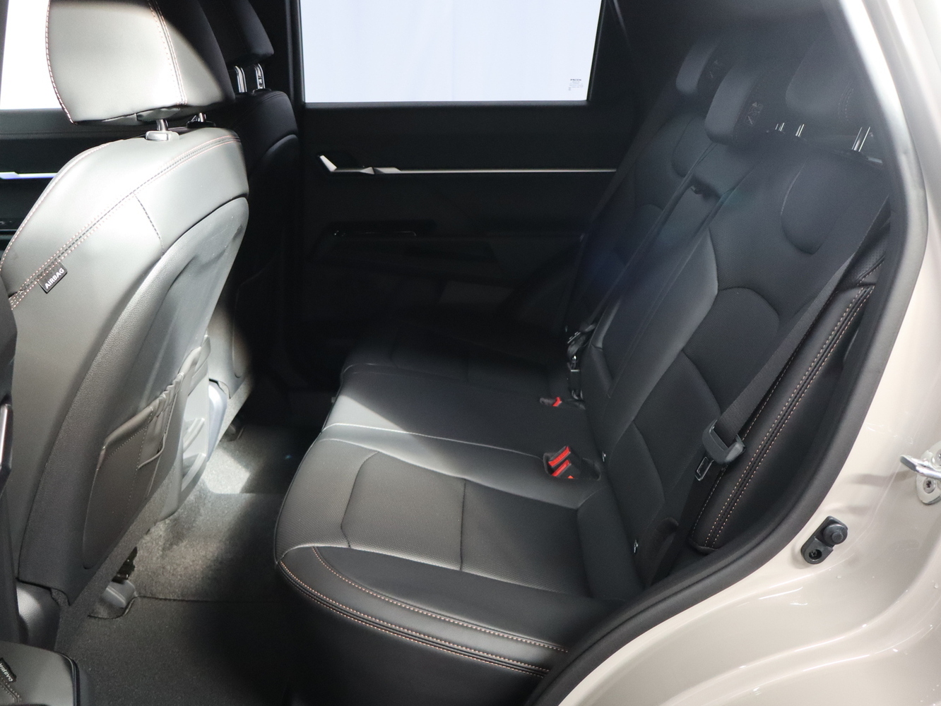 KGM Torres EVX vaihtoauto