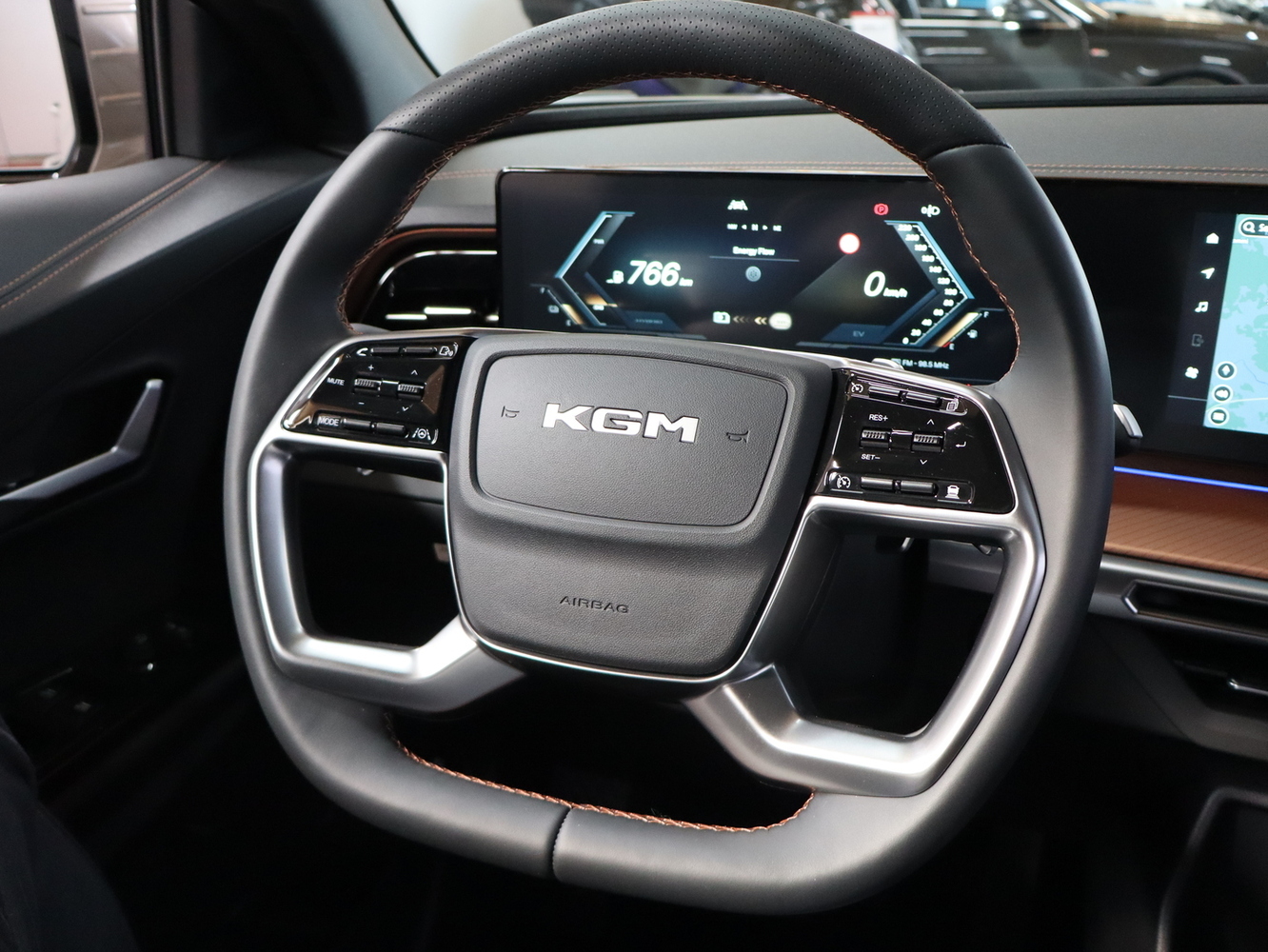 KGM Torres EVX vaihtoauto