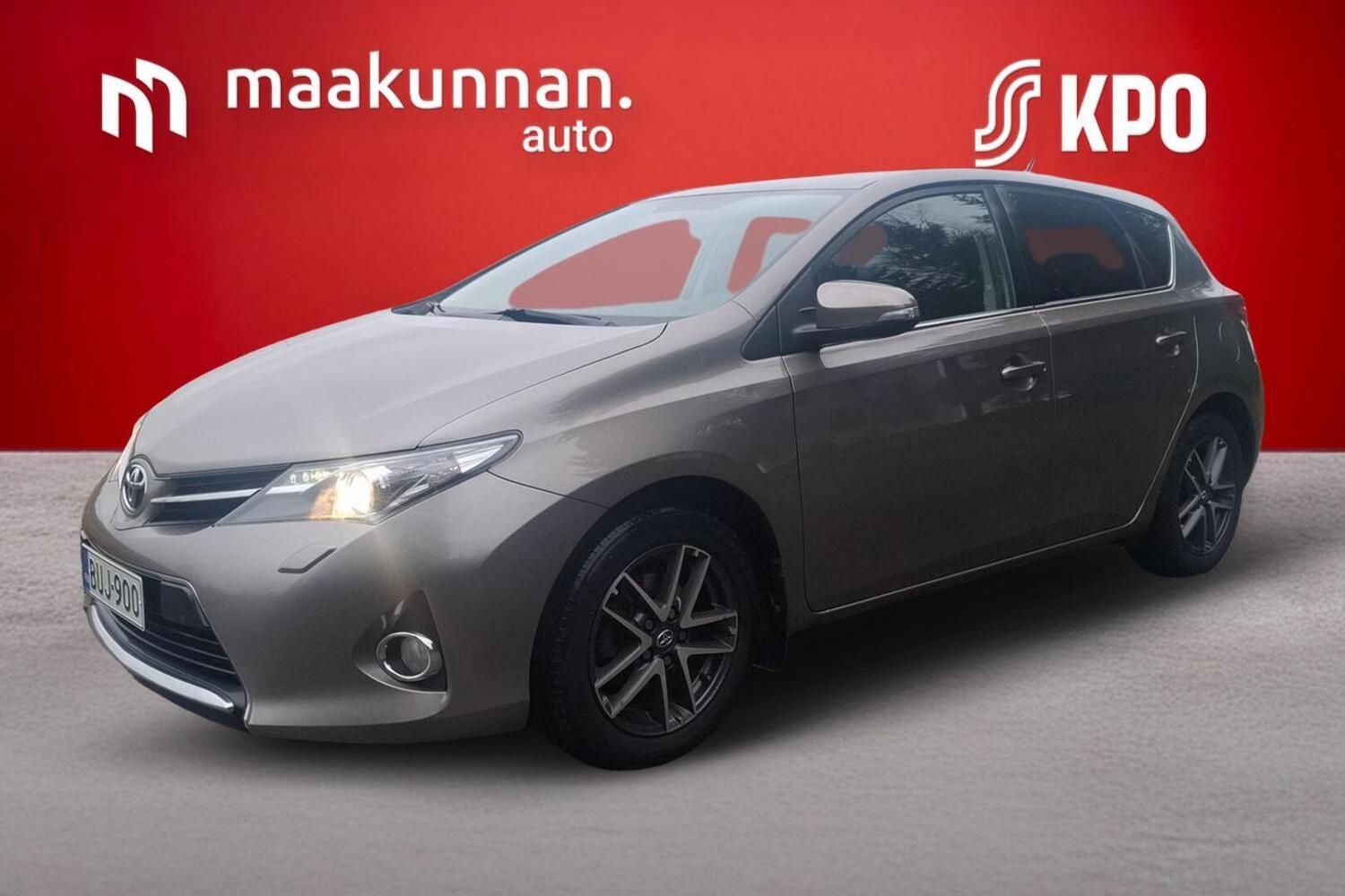 Toyota Auris vaihtoauto