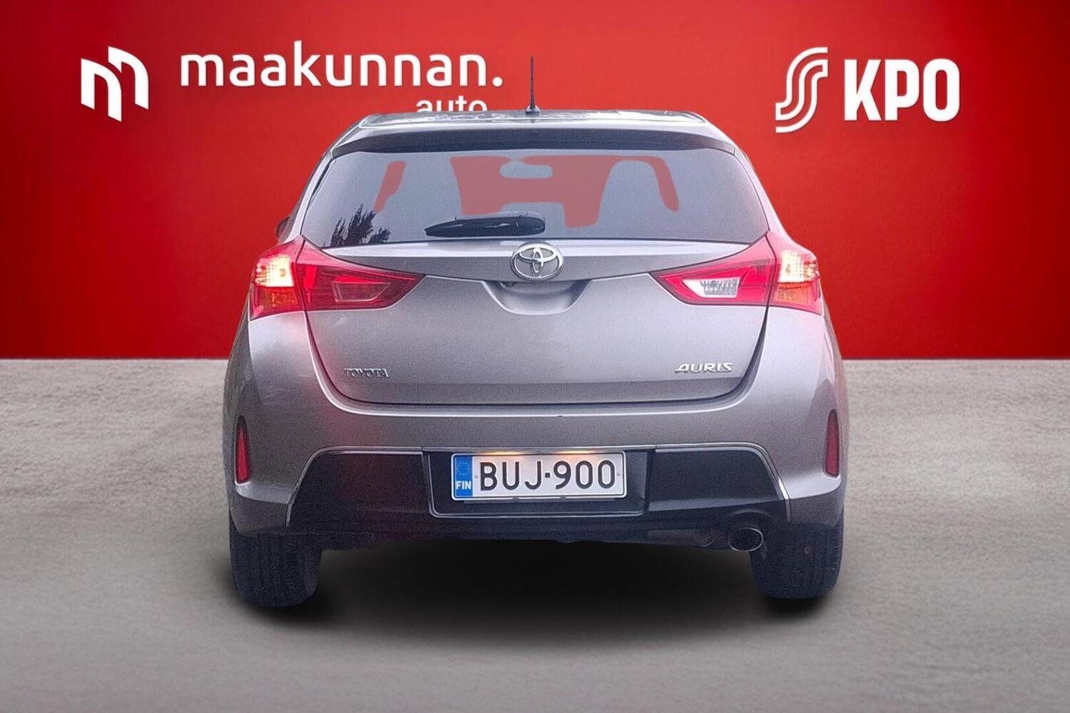 Toyota Auris vaihtoauto