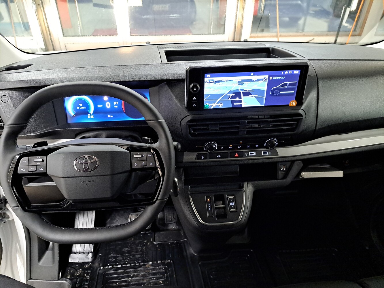 Toyota Proace vaihtoauto