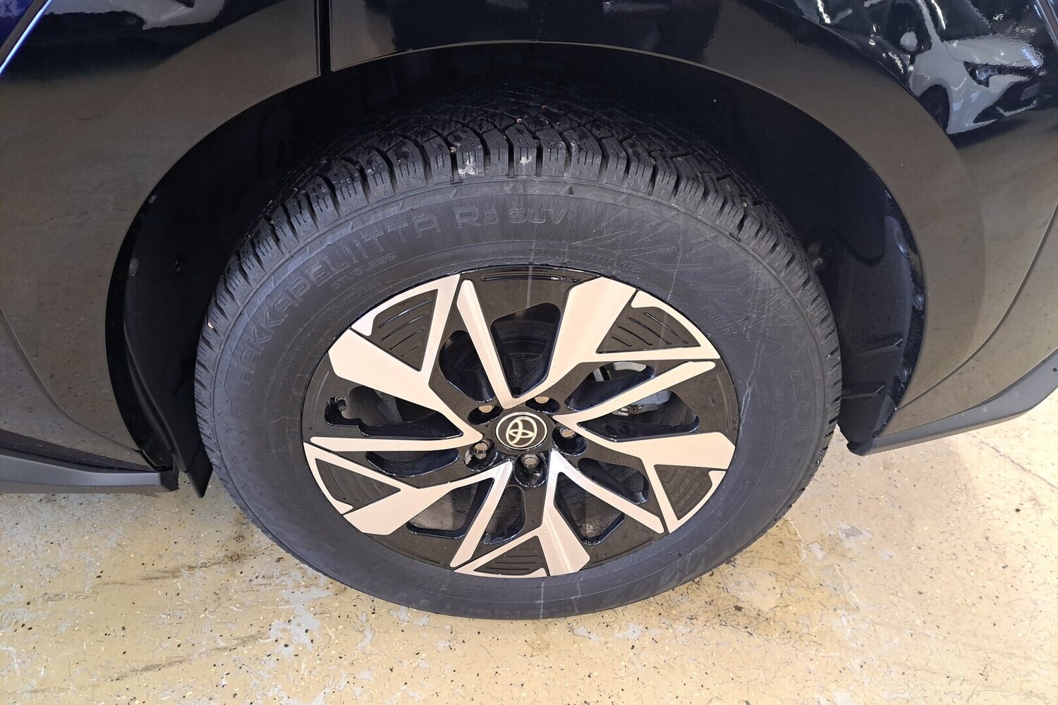 Toyota bZ4X vaihtoauto