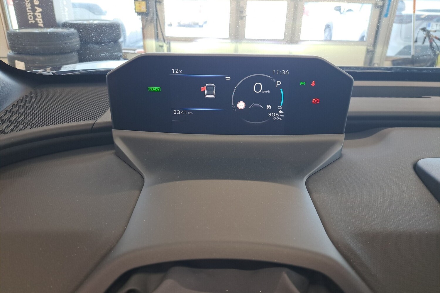 Toyota bZ4X vaihtoauto