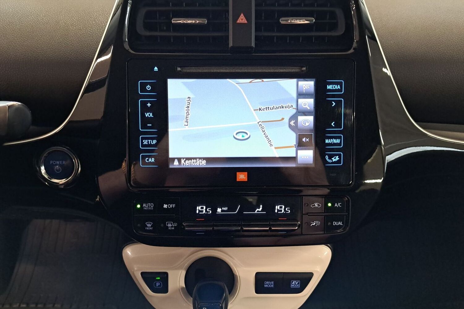 Toyota Prius vaihtoauto