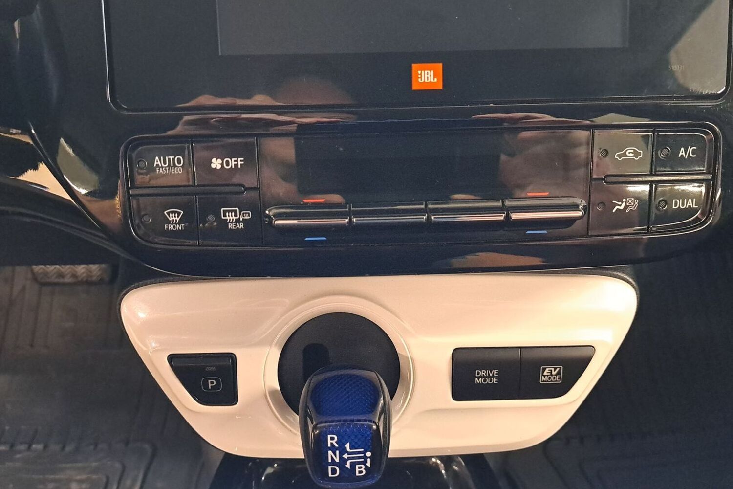 Toyota Prius vaihtoauto