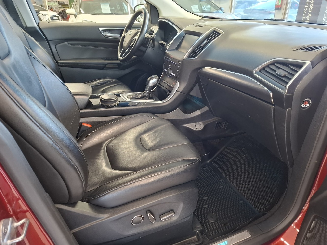 Ford Edge vaihtoauto