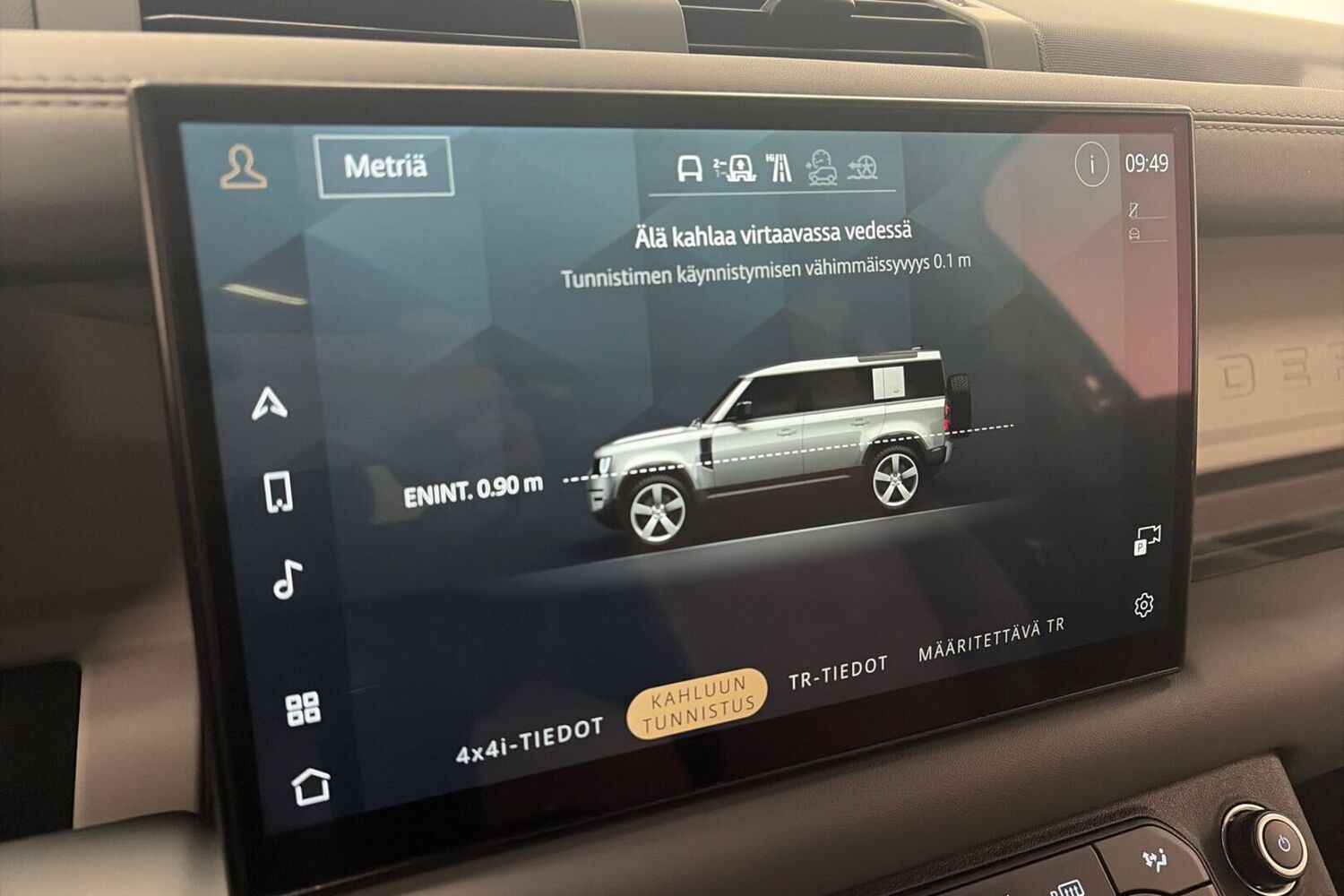 Land Rover Defender vaihtoauto