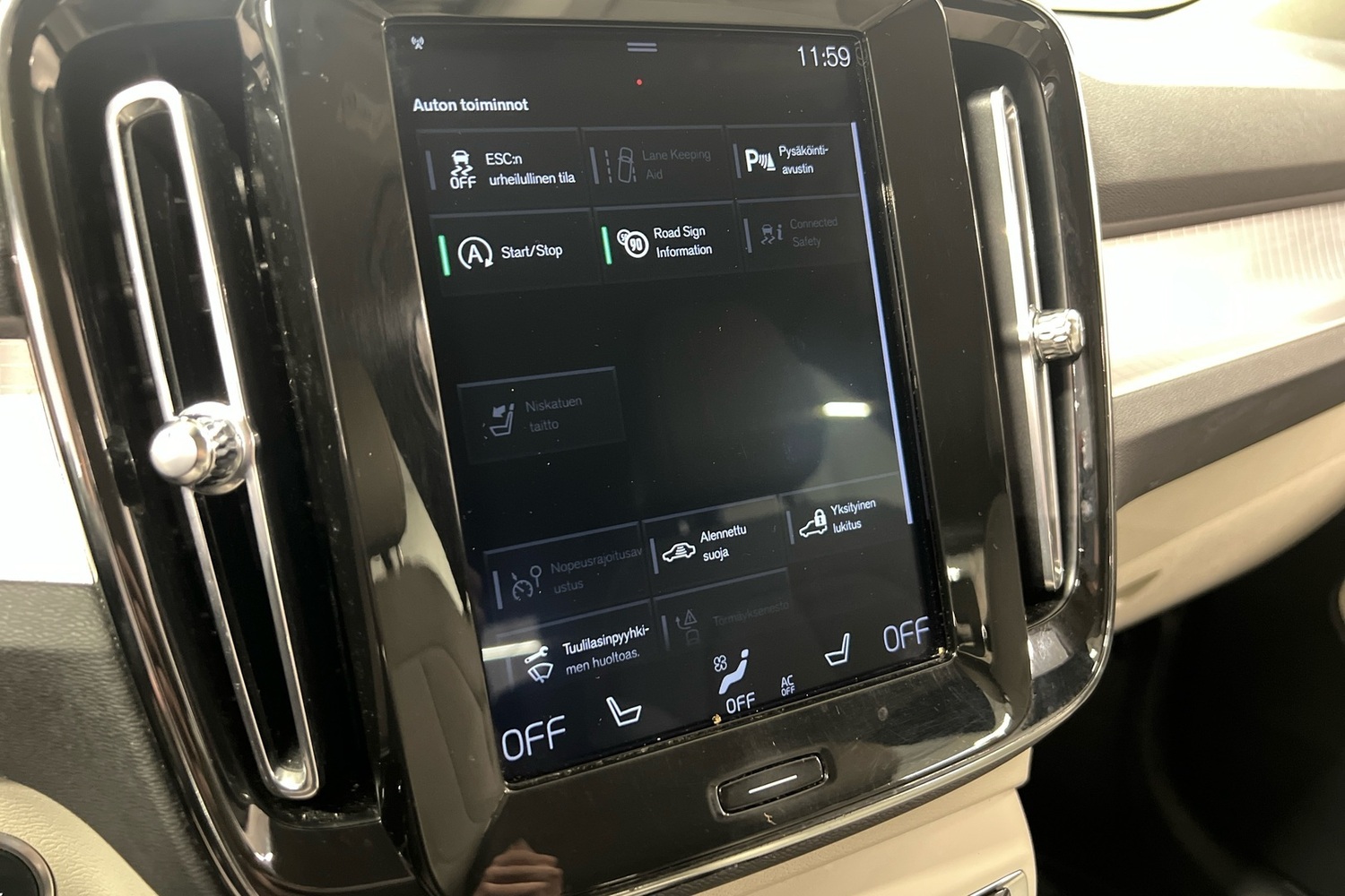 Volvo XC40 vaihtoauto